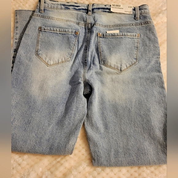 Kenzie High-Rise The Erica Blue Jeans Denim Size 6 Rhinestone - Picture 2 of 3